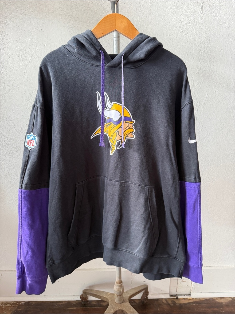 Nike NFL Vikings Hoodie Size XL